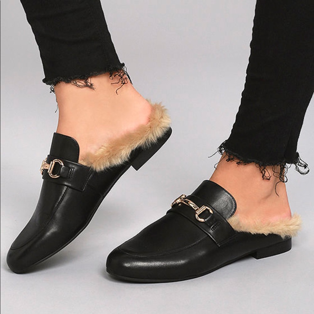 Steve Madden Jill Black Leather Faux Fur Loafer Slide